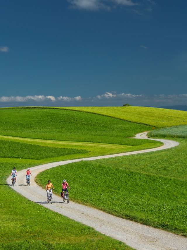 Entdecke unsere Etappen Entdecke unsere Etappen